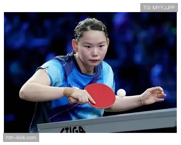 何卓佳比赛像猛兽，私下却像高定客户，刷到生活照瞬间自愧不如